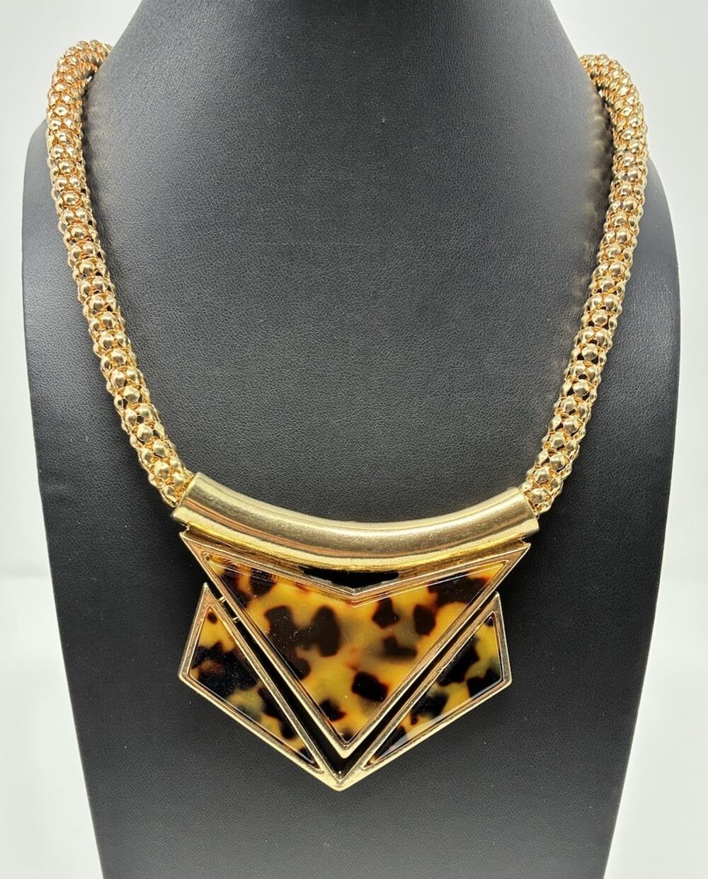Tortoise Shell Chevron Pendant Gold Tone Chain Statement Necklace Costume